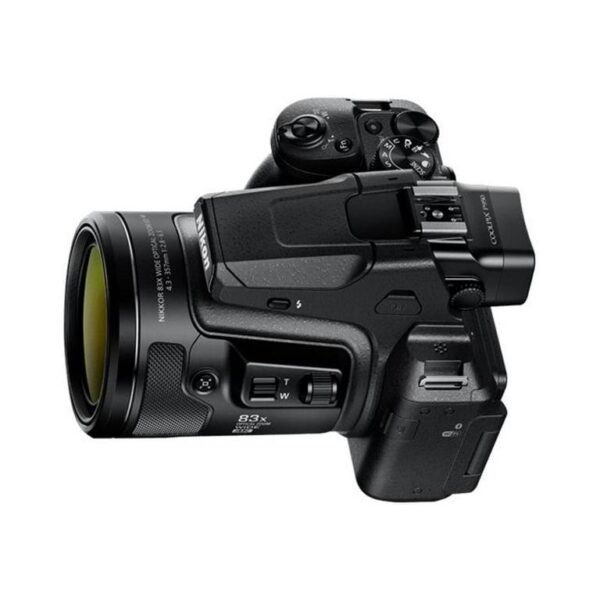 Nikon Coolpix P950 - Digital camera - compact - 16.0 MP - 4K / 30 fps - 83x optical zoom - Wi-Fi, Bluetooth - black - Image 3
